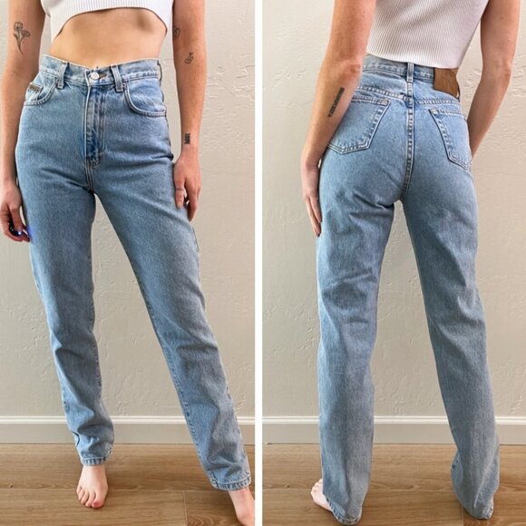 Vintage 1990's Calvin Klein Lightwash High Rise Straight Leg Mom Jeans - Picture 3 of 4